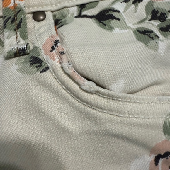 Citizens of Humanity Mandy High Waist Retro Slim Roll Up Floral Jeans Size 24 - Picture 8 of 8